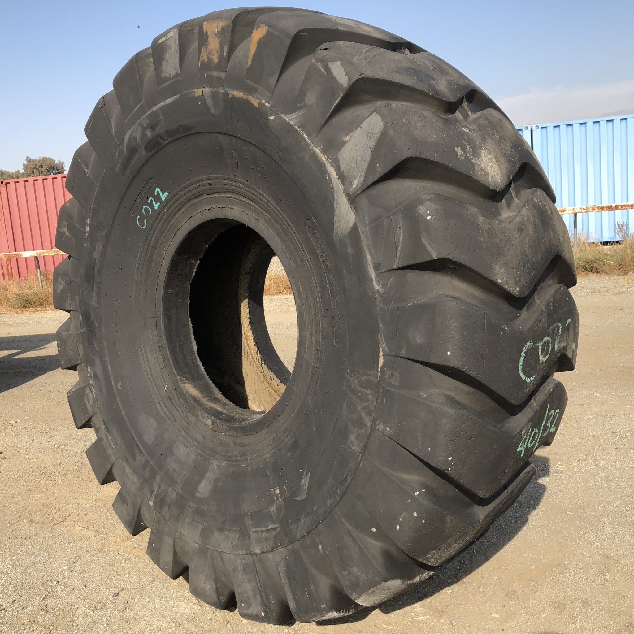 29.5X25 Duramax OTR Tire E3 E3 28Ply CONDITIONUsedTREAD DEPTH 40