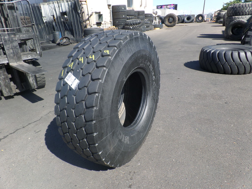 20.5R25 Michelin OTR Tire E2 L2 G2 Crane XGC 2Star CONDITION