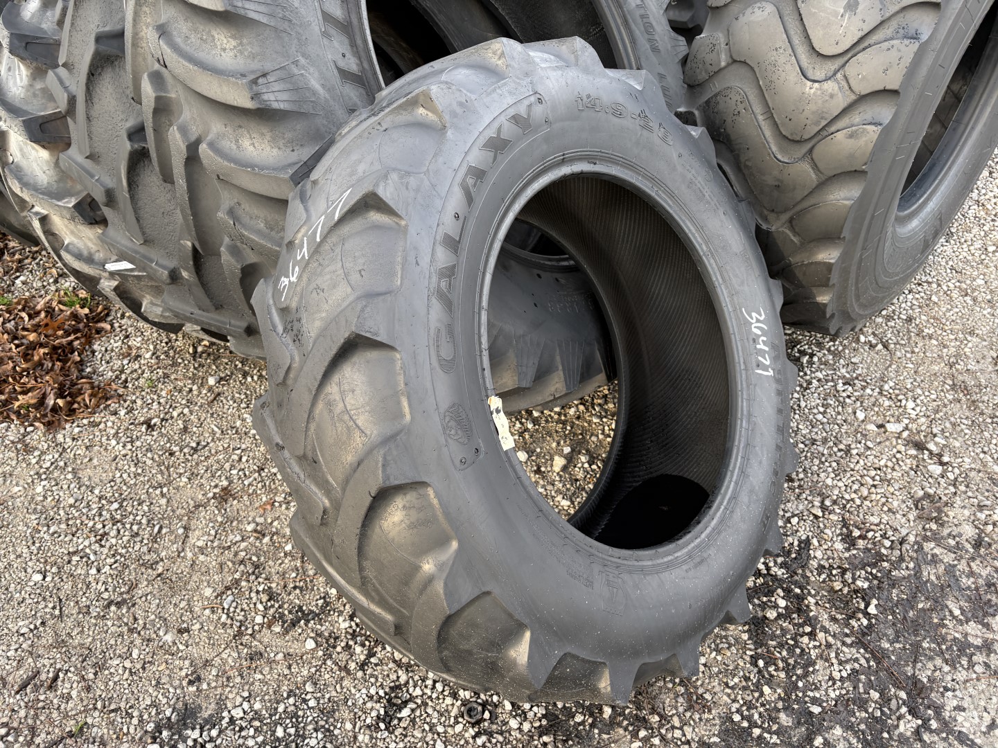 <font color='#da2127' font size ='2'><b>14.9X28 Galaxy OTR Tire R-1 Agri Trac II 6-Ply </font></b><br><font size ='1' color='grey'>CONDITION: </font><font size ='2'>Used<br><font size ='1' color='grey'>TREAD DEPTH:</font><font size ='2'> 14/32nds<br><font size ='1' color='grey'>DETAILS:</font><font size ='2'> Clean<br><font size ='1' color='grey'>REF #:</font><font size ='2'> G36477<br><font size ='1' color='grey'>LOCATION:</font><font size ='2'> St. Louis, MO