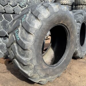 <font color='#da2127' font size ='2'><b>19.5L24 Armour OTR Tire R-4 Industrial Tractor Lug 12-Ply </font></b><br><font size ='1' color='grey'>CONDITION: </font><font size ='2'>Used<br><font size ='1' color='grey'>TREAD DEPTH:</font><font size ='2'>  25/32nds<br><font size ='1' color='grey'>DETAILS:</font><font size ='2'> Clean<br><font size ='1' color='grey'>REF #:</font><font size ='2'> W013<br><font size ='1' color='grey'>LOCATION:</font><font size ='2'> San Jacinto, CA