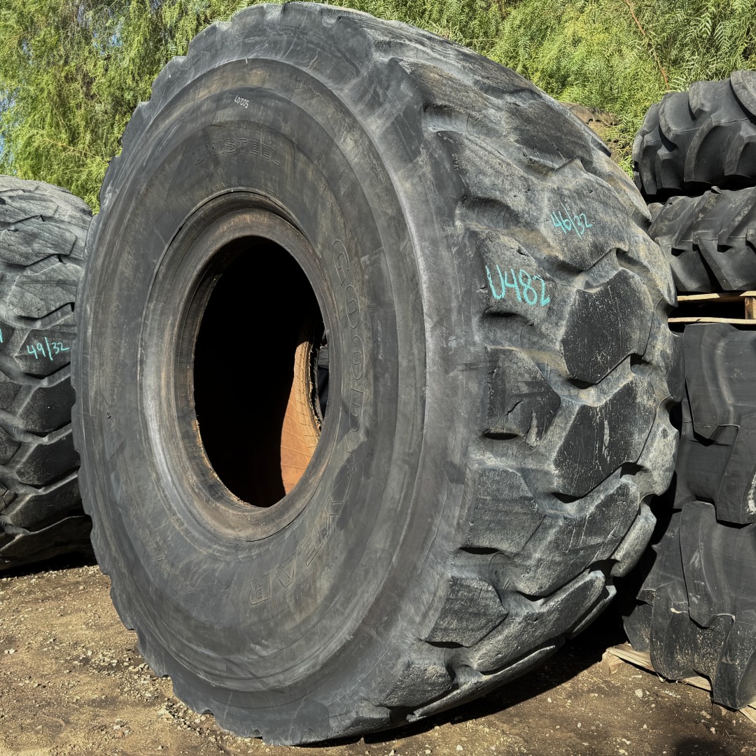 <font color='#da2127' font size ='2'><b>40.5/75R39 Goodyear OTR Tire E-3 RT3A+ 2-Star </font></b><br><font size ='1' color='grey'>CONDITION: </font><font size ='2'>Used<br><font size ='1' color='grey'>TREAD DEPTH:</font><font size ='2'> 46/32nds<br><font size ='1' color='grey'>DETAILS:</font><font size ='2'> Clean, Bead Wrap<br><font size ='1' color='grey'>REF #:</font><font size ='2'> U482<br><font size ='1' color='grey'>LOCATION:</font><font size ='2'> San Jacinto, CA