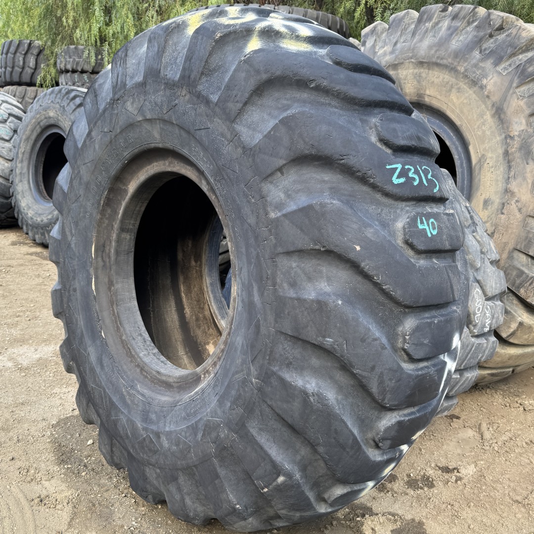 <font color='#da2127' font size ='2'><b>29.5X29 Goodyear OTR Tire E-2 L-2 G-2 SGL Sure Grip Lug 28-Ply </font></b><br><font size ='1' color='grey'>CONDITION: </font><font size ='2'>Used<br><font size ='1' color='grey'>TREAD DEPTH:</font><font size ='2'> 40/32nds<br><font size ='1' color='grey'>DETAILS:</font><font size ='2'> Clean, Flex Cracks, Old<br><font size ='1' color='grey'>REF #:</font><font size ='2'> Z313<br><font size ='1' color='grey'>LOCATION:</font><font size ='2'> San Jacinto, CA