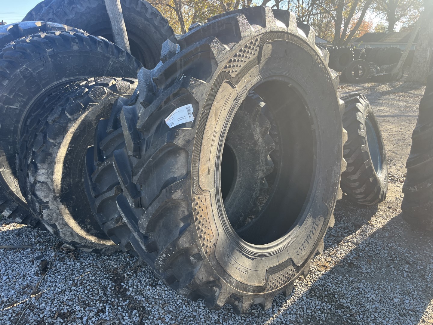 <font color='#da2127' font size ='2'><b>520/85R42 Alliance OTR Tire R-1W AgriStar II 169D </font></b><br><font size ='1' color='grey'>CONDITION: </font><font size ='2'>New<br><font size ='1' color='grey'>TREAD DEPTH:</font><font size ='2'> 61/32nds<br><font size ='1' color='grey'>DETAILS:</font><font size ='2'> Unused, 20.8R42<br><font size ='1' color='grey'>REF #:</font><font size ='2'> G36459<br><font size ='1' color='grey'>LOCATION:</font><font size ='2'> St. Louis, MO