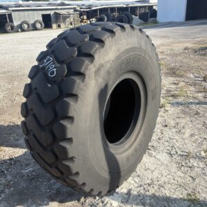 <font color='#da2127' font size ='2'><b>23.5R25 Michelin OTR Tire E-3 L-3 XHA 1-Star </font></b><br><font size ='1' color='grey'>CONDITION: </font><font size ='2'>Used<br><font size ='1' color='grey'>TREAD DEPTH:</font><font size ='2'>  21/32nds<br><font size ='1' color='grey'>DETAILS:</font><font size ='2'> 1-Sidewall Section<br><font size ='1' color='grey'>REF #:</font><font size ='2'> G37190<br><font size ='1' color='grey'>LOCATION:</font><font size ='2'> St. Louis, MO