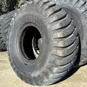 <font color='#da2127' font size ='2'><b>33.25X35 General OTR Tire E-3 L-3 NDLCM 32-Ply </font></b><br><font size ='1' color='grey'>CONDITION: </font><font size ='2'>Used<br><font size ='1' color='grey'>TREAD DEPTH:</font><font size ='2'>  46/32nds<br><font size ='1' color='grey'>DETAILS:</font><font size ='2'> Clean<br><font size ='1' color='grey'>REF #:</font><font size ='2'> D426<br><font size ='1' color='grey'>LOCATION:</font><font size ='2'> San Jacinto, CA