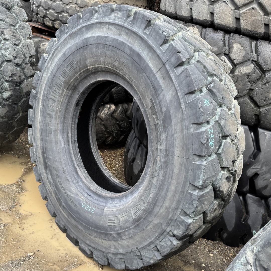 <font color='#da2127' font size ='2'><b>18.00R33 Triangle OTR Tire E-4 TB526S 2-Star </font></b><br><font size ='1' color='grey'>CONDITION: </font><font size ='2'>Used<br><font size ='1' color='grey'>TREAD DEPTH:</font><font size ='2'> 34/32nds<br><font size ='1' color='grey'>DETAILS:</font><font size ='2'> Clean, Mildly Weathered Tread<br><font size ='1' color='grey'>REF #:</font><font size ='2'> Z388<br><font size ='1' color='grey'>LOCATION:</font><font size ='2'> San Jacinto, CA