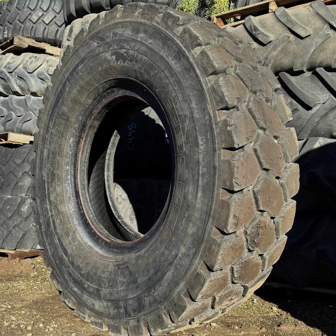 <font color='#da2127' font size ='2'><b>18.00R33 Triangle OTR Tire E-4 TB526S 2-Star </font></b><br><font size ='1' color='grey'>CONDITION: </font><font size ='2'>Used<br><font size ='1' color='grey'>TREAD DEPTH:</font><font size ='2'> 31/32nds<br><font size ='1' color='grey'>DETAILS:</font><font size ='2'> Clean, Minor Rock Cuts<br><font size ='1' color='grey'>REF #:</font><font size ='2'> Z391<br><font size ='1' color='grey'>LOCATION:</font><font size ='2'> San Jacinto, CA