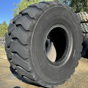 <font color='#da2127' font size ='2'><b>35/65R33 Bridgestone OTR Tire E-4 L-4 VSNT 2-Star </font></b><br><font size ='1' color='grey'>CONDITION: </font><font size ='2'>Used<br><font size ='1' color='grey'>TREAD DEPTH:</font><font size ='2'>  44/32nds<br><font size ='1' color='grey'>DETAILS:</font><font size ='2'> Clean, Aged<br><font size ='1' color='grey'>REF #:</font><font size ='2'> D484<br><font size ='1' color='grey'>LOCATION:</font><font size ='2'> San Jacinto, CA