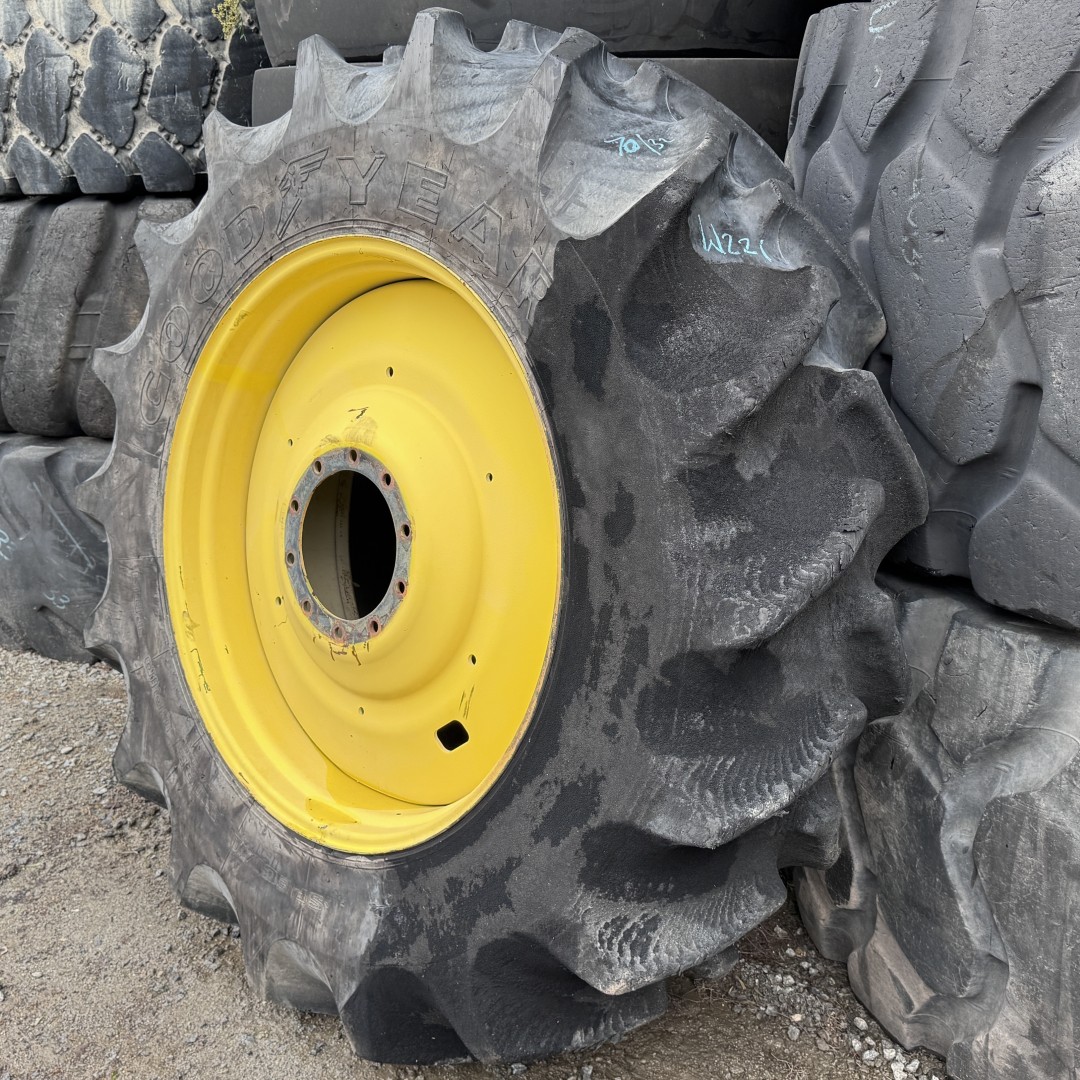 <font color='#da2127' font size ='2'><b>520/85R42 Goodyear OTR Tire R-2 Special Sure Grip 157A8 </font></b><br><font size ='1' color='grey'>CONDITION: </font><font size ='2'>Used<br><font size ='1' color='grey'>TREAD DEPTH:</font><font size ='2'> 70/32nds<br><font size ='1' color='grey'>DETAILS:</font><font size ='2'> On Rim, Shoulder Cracks, One Burnt Quadrant, 20.8R42<br><font size ='1' color='grey'>REF #:</font><font size ='2'> W221<br><font size ='1' color='grey'>LOCATION:</font><font size ='2'> San Jacinto, CA