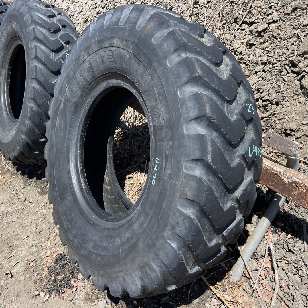 14.00R24 Michelin OTR Tire E2 L2 G2 XGLA2 1Star CONDITION