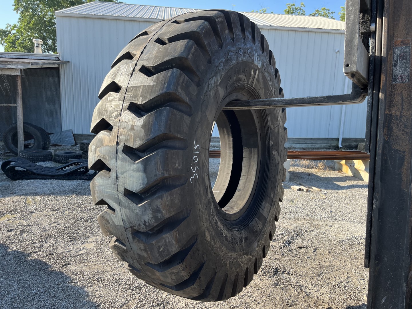 24.00X35 Henan OTR Tire E4 E4 42Ply CONDITION NewTREAD DEPTH 75