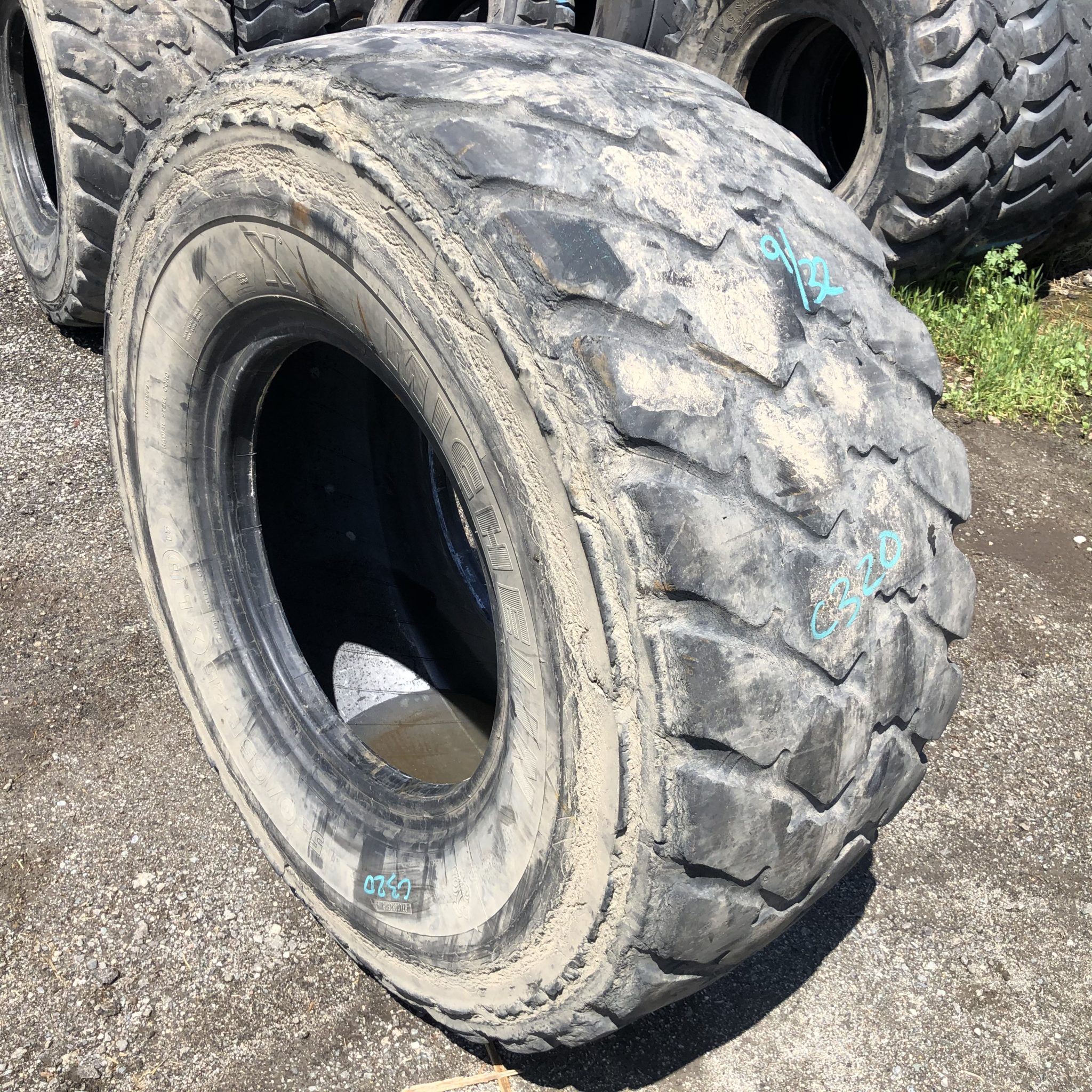 550/65R25 Michelin OTR Tire L3 XLD 1Star CONDITION UsedTREAD DEPTH