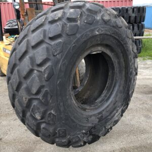 <font color='#da2127' font size ='2'><b>26.5X25 Goodyear OTR Tire R-3 All Weather 26-Ply </font></b><br><font size ='1' color='grey'>CONDITION: </font><font size ='2'>Used<br><font size ='1' color='grey'>TREAD DEPTH:</font><font size ='2'>  29/32nds<br><font size ='1' color='grey'>DETAILS:</font><font size ='2'> Sidewall Weathering and Damage, Sat Flat "As Is"<br><font size ='1' color='grey'>REF #:</font><font size ='2'> P447<br><font size ='1' color='grey'>LOCATION:</font><font size ='2'> Amarillo, TX