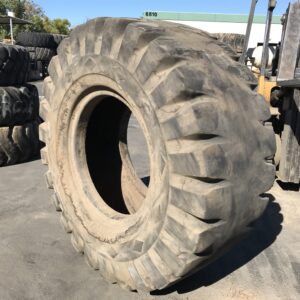 <font color='#da2127' font size ='2'><b>20.5X25 Goodyear OTR Tire E-3 L-3 SHRL Super Hard Rock Lug 20-Ply </font></b><br><font size ='1' color='grey'>CONDITION: </font><font size ='2'>Used<br><font size ='1' color='grey'>TREAD DEPTH:</font><font size ='2'>  6/32nds<br><font size ='1' color='grey'>DETAILS:</font><font size ='2'> 1-Tread Section / Sidewall Cracks / Rear Use Only<br><font size ='1' color='grey'>REF #:</font><font size ='2'> P469<br><font size ='1' color='grey'>LOCATION:</font><font size ='2'> Amarillo, TX