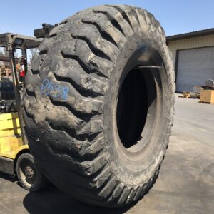 <font color='#da2127' font size ='2'><b>33.5X39 Goodyear OTR Tire E-3 L-3 SHRL8 Super Hard Rock Lug 8 38-Ply </font></b><br><font size ='1' color='grey'>CONDITION: </font><font size ='2'>Used<br><font size ='1' color='grey'>TREAD DEPTH:</font><font size ='2'>  25/32nds<br><font size ='1' color='grey'>DETAILS:</font><font size ='2'> Shoulder Damage / Repair Needed<br><font size ='1' color='grey'>REF #:</font><font size ='2'> P538<br><font size ='1' color='grey'>LOCATION:</font><font size ='2'> Chino, CA