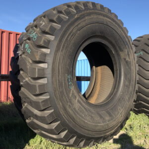 <font color='#da2127' font size ='2'><b>29.5R35 Bridgestone OTR Tire E-3 VRL 2-Star </font></b><br><font size ='1' color='grey'>CONDITION: </font><font size ='2'>Used-Low-Hour<br><font size ='1' color='grey'>TREAD DEPTH:</font><font size ='2'>  48/32nds<br><font size ='1' color='grey'>DETAILS:</font><font size ='2'> Clean<br><font size ='1' color='grey'>REF #:</font><font size ='2'> C308<br><font size ='1' color='grey'>LOCATION:</font><font size ='2'> Chicopee, MA