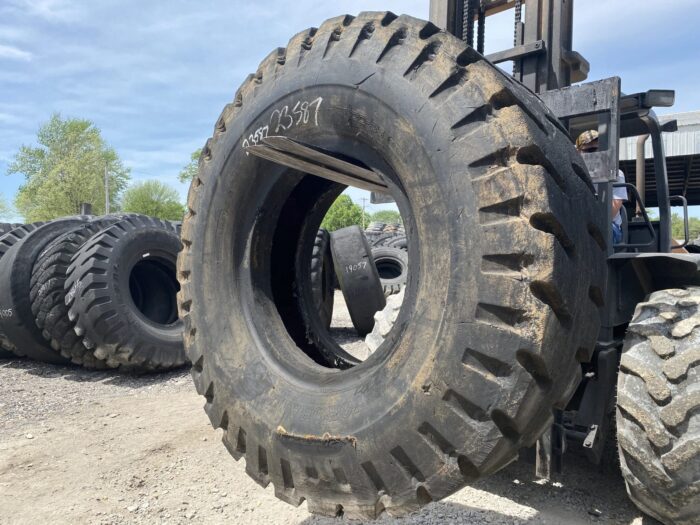 <font color='#da2127' font size ='2'><b>21.00X35 Yokohama OTR Tire E-4 IND-4 Y523 36-Ply </font></b><br><font size ='1' color='grey'>CONDITION: </font><font size ='2'>Retread-Used<br><font size ='1' color='grey'>TREAD DEPTH:</font><font size ='2'>  70/32nds<br><font size ='1' color='grey'>DETAILS:</font><font size ='2'> 1-Shoulder Section<br><font size ='1' color='grey'>REF #:</font><font size ='2'> G23587<br><font size ='1' color='grey'>LOCATION:</font><font size ='2'> St. Louis, MO