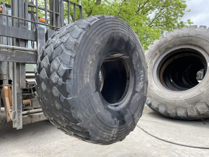 <font color='#da2127' font size ='2'><b>24R21 Michelin OTR Tire M-3 Off-Road XZL Military  16-Ply </font></b><br><font size ='1' color='grey'>CONDITION: </font><font size ='2'>Used<br><font size ='1' color='grey'>TREAD DEPTH:</font><font size ='2'>  10/32nds<br><font size ='1' color='grey'>DETAILS:</font><font size ='2'> Clean<br><font size ='1' color='grey'>REF #:</font><font size ='2'> G23628<br><font size ='1' color='grey'>LOCATION:</font><font size ='2'> St. Louis, MO