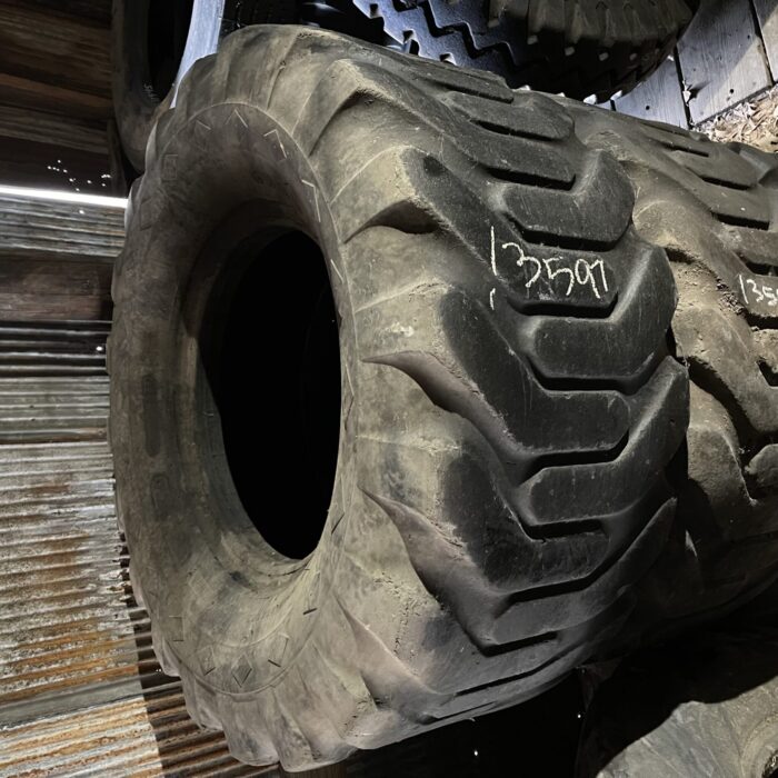 <font color='#da2127' font size ='2'><b>22X25 Goodyear OTR Tire NHS Sure Grip 12-Ply </font></b><br><font size ='1' color='grey'>CONDITION: </font><font size ='2'>Used<br><font size ='1' color='grey'>TREAD DEPTH:</font><font size ='2'>  15/32nds<br><font size ='1' color='grey'>DETAILS:</font><font size ='2'> Clean, Sidewall Spots<br><font size ='1' color='grey'>REF #:</font><font size ='2'> G13598<br><font size ='1' color='grey'>LOCATION:</font><font size ='2'> St. Louis, MO