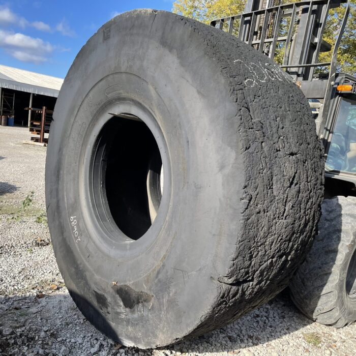 <font color='#da2127' font size ='2'><b>45/65X39 Firestone OTR Tire L-5S PTLD L5 Plain Tread  46-Ply </font></b><br><font size ='1' color='grey'>CONDITION: </font><font size ='2'>Used<br><font size ='1' color='grey'>TREAD DEPTH:</font><font size ='2'>  46/32nds<br><font size ='1' color='grey'>DETAILS:</font><font size ='2'> Clean<br><font size ='1' color='grey'>REF #:</font><font size ='2'> G20689<br><font size ='1' color='grey'>LOCATION:</font><font size ='2'> St. Louis, MO