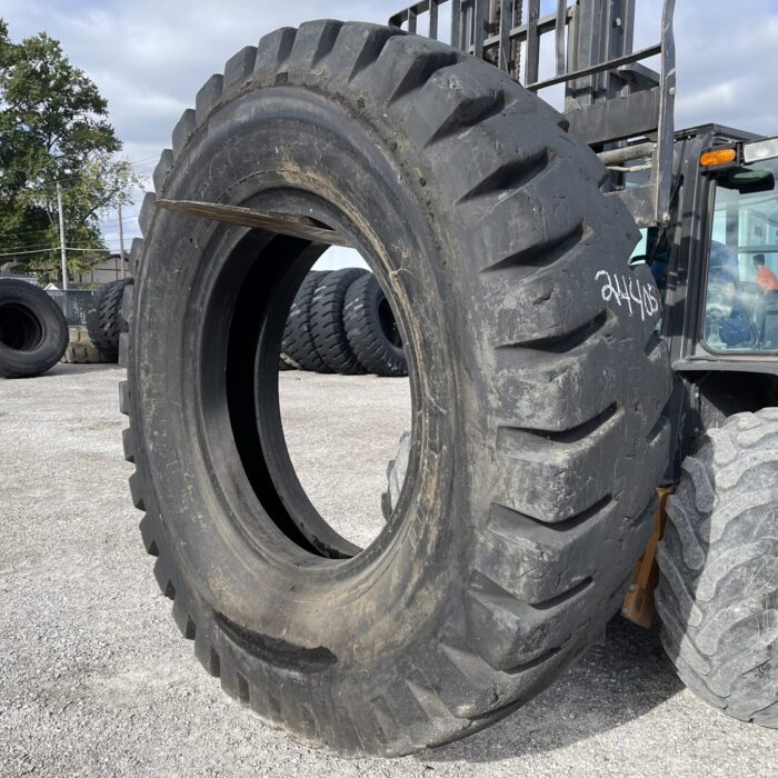 <font color='#da2127' font size ='2'><b>24.00X49 General OTR Tire E-4 CM150 CM 150 42-Ply </font></b><br><font size ='1' color='grey'>CONDITION: </font><font size ='2'>Used<br><font size ='1' color='grey'>TREAD DEPTH:</font><font size ='2'>  52/32nds<br><font size ='1' color='grey'>DETAILS:</font><font size ='2'> Clean<br><font size ='1' color='grey'>REF #:</font><font size ='2'> G24405<br><font size ='1' color='grey'>LOCATION:</font><font size ='2'> St. Louis, MO