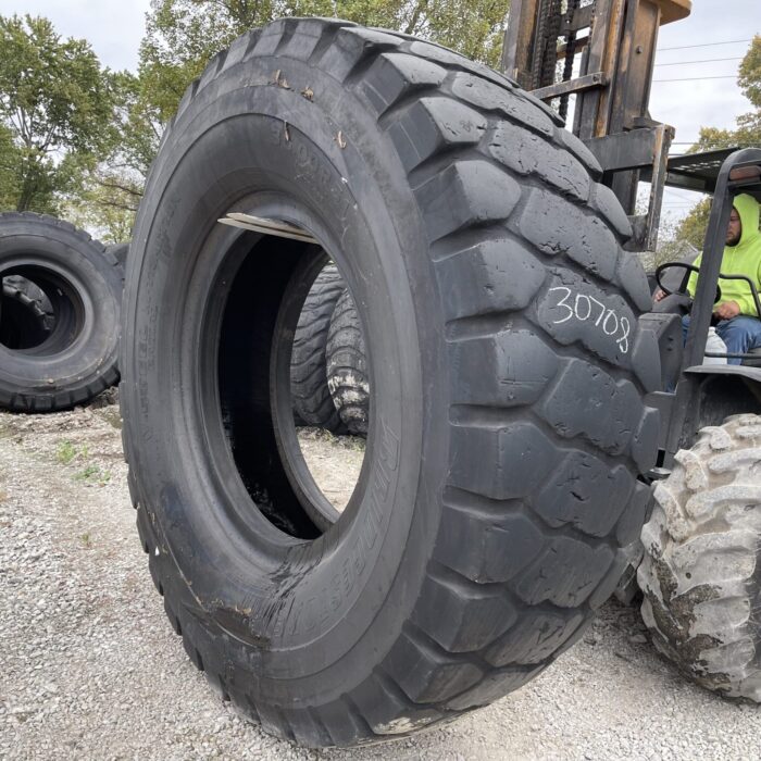 <font color='#da2127' font size ='2'><b>30.00R51 Bridgestone OTR Tire E-3 L-3 VMT 2-Star </font></b><br><font size ='1' color='grey'>CONDITION: </font><font size ='2'>Used<br><font size ='1' color='grey'>TREAD DEPTH:</font><font size ='2'>  21/32nds<br><font size ='1' color='grey'>DETAILS:</font><font size ='2'> Clean<br><font size ='1' color='grey'>REF #:</font><font size ='2'> G30708<br><font size ='1' color='grey'>LOCATION:</font><font size ='2'> St. Louis, MO