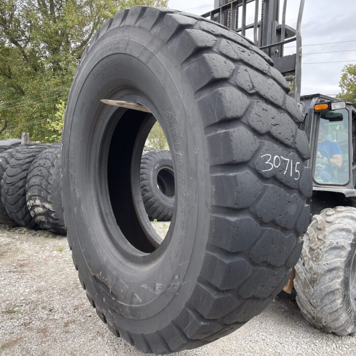 <font color='#da2127' font size ='2'><b>30.00R51 Bridgestone OTR Tire E-3 L-3 VMT 2-Star </font></b><br><font size ='1' color='grey'>CONDITION: </font><font size ='2'>Used<br><font size ='1' color='grey'>TREAD DEPTH:</font><font size ='2'>  21/32nds<br><font size ='1' color='grey'>DETAILS:</font><font size ='2'> Clean<br><font size ='1' color='grey'>REF #:</font><font size ='2'> G30715<br><font size ='1' color='grey'>LOCATION:</font><font size ='2'> St. Louis, MO