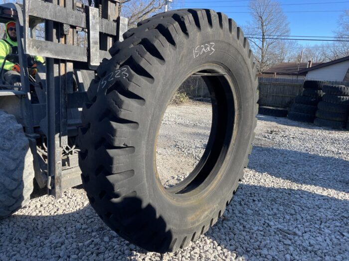 <font color='#da2127' font size ='2'><b>18.00X49 Uniroyal OTR Tire E-3 L-3 G-3 Con-Trak-Tor SRT Full Lug 24-Ply </font></b><br><font size ='1' color='grey'>CONDITION: </font><font size ='2'>Used<br><font size ='1' color='grey'>TREAD DEPTH:</font><font size ='2'>  58/32nds<br><font size ='1' color='grey'>DETAILS:</font><font size ='2'> 1-Tread Section and Sidewall Holds Air flat spot tread down 16/32<br><font size ='1' color='grey'>REF #:</font><font size ='2'> G15223<br><font size ='1' color='grey'>LOCATION:</font><font size ='2'> St. Louis, MO