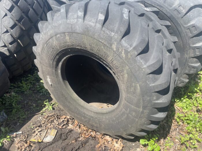<font color='#da2127' font size ='2'><b>48X25.00X20 Firestone OTR Tire HF-2 High Flotation Flotation 23? (Center Rib) 12-Ply </font></b><br><font size ='1' color='grey'>CONDITION: </font><font size ='2'>Used<br><font size ='1' color='grey'>TREAD DEPTH:</font><font size ='2'>  5/32nds<br><font size ='1' color='grey'>DETAILS:</font><font size ='2'> Clean, Uneven Wear, Cupping, Low-Rubber<br><font size ='1' color='grey'>REF #:</font><font size ='2'> G14061<br><font size ='1' color='grey'>LOCATION:</font><font size ='2'> St. Louis, MO