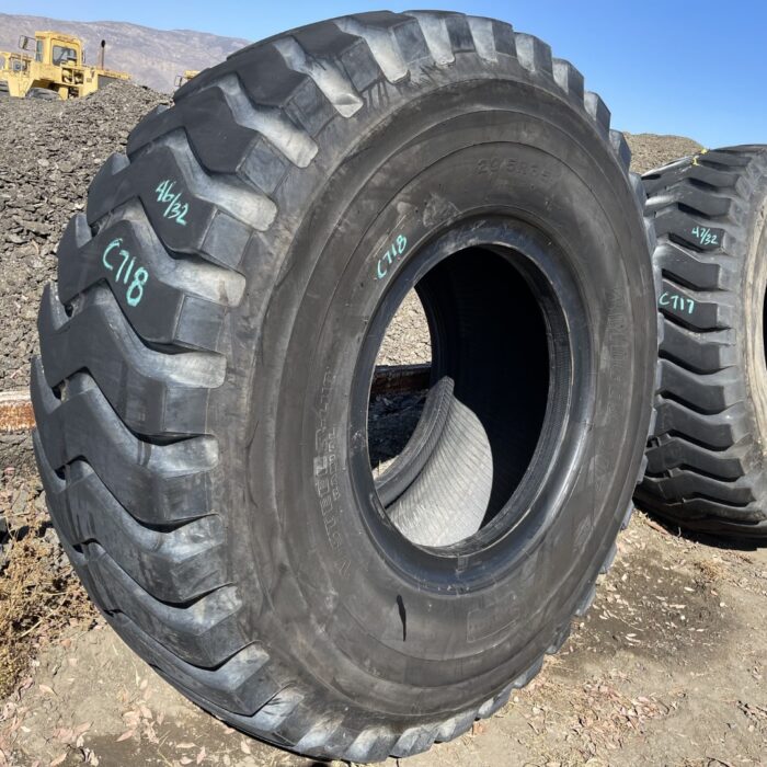 <font color='#da2127' font size ='2'><b>29.5R35 Bridgestone OTR Tire E-3 VRL 2-Star </font></b><br><font size ='1' color='grey'>CONDITION: </font><font size ='2'>Used-Low-Hour<br><font size ='1' color='grey'>TREAD DEPTH:</font><font size ='2'>  46/32nds<br><font size ='1' color='grey'>DETAILS:</font><font size ='2'> Clean<br><font size ='1' color='grey'>REF #:</font><font size ='2'> C718<br><font size ='1' color='grey'>LOCATION:</font><font size ='2'> Kearney, NE