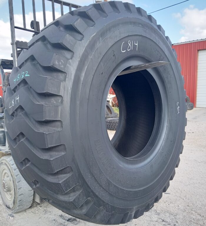 <font color='#da2127' font size ='2'><b>29.5R35 Bridgestone OTR Tire E-3 VRL 2-Star </font></b><br><font size ='1' color='grey'>CONDITION: </font><font size ='2'>New-Take-Off<br><font size ='1' color='grey'>TREAD DEPTH:</font><font size ='2'>  49/32nds<br><font size ='1' color='grey'>DETAILS:</font><font size ='2'> Clean<br><font size ='1' color='grey'>REF #:</font><font size ='2'> C814<br><font size ='1' color='grey'>LOCATION:</font><font size ='2'> Denver, CO