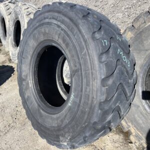 <font color='#da2127' font size ='2'><b>20.5R25 Michelin OTR Tire E-3 L-3 XHA2 1-Star </font></b><br><font size ='1' color='grey'>CONDITION: </font><font size ='2'>Used<br><font size ='1' color='grey'>TREAD DEPTH:</font><font size ='2'>  15/32nds<br><font size ='1' color='grey'>DETAILS:</font><font size ='2'> 1-Shoulder Section, Mild Weathering<br><font size ='1' color='grey'>REF #:</font><font size ='2'> M013<br><font size ='1' color='grey'>LOCATION:</font><font size ='2'> Oak Hill, OH