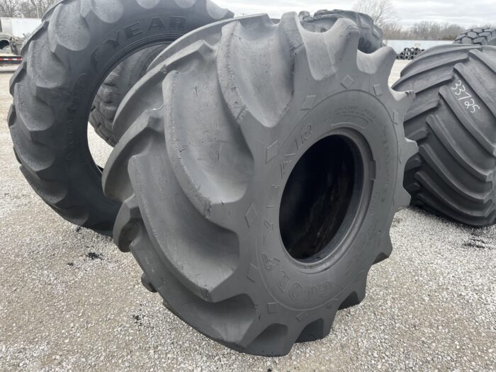 <font color='#da2127' font size ='2'><b>67X34.00X25 Goodyear OTR Tire R-2 Terra-Tire 10-Ply </font></b><br><font size ='1' color='grey'>CONDITION: </font><font size ='2'>Used<br><font size ='1' color='grey'>TREAD DEPTH:</font><font size ='2'>  56/32nds<br><font size ='1' color='grey'>DETAILS:</font><font size ='2'> Clean, Old<br><font size ='1' color='grey'>REF #:</font><font size ='2'> G33662<br><font size ='1' color='grey'>LOCATION:</font><font size ='2'> St. Louis, MO