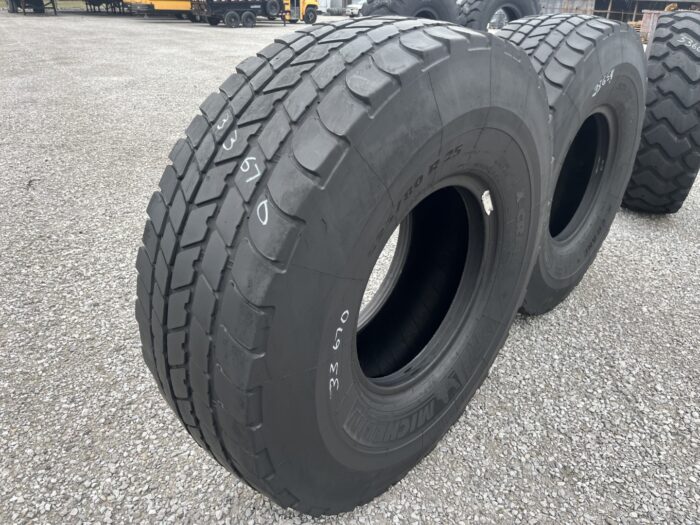 <font color='#da2127' font size ='2'><b>525/80R25 Michelin OTR Tire E-2 Crane X-Crane 2-Star </font></b><br><font size ='1' color='grey'>CONDITION: </font><font size ='2'>Used<br><font size ='1' color='grey'>TREAD DEPTH:</font><font size ='2'>  12/32nds<br><font size ='1' color='grey'>DETAILS:</font><font size ='2'> Clean<br><font size ='1' color='grey'>REF #:</font><font size ='2'> G33670<br><font size ='1' color='grey'>LOCATION:</font><font size ='2'> St. Louis, MO
