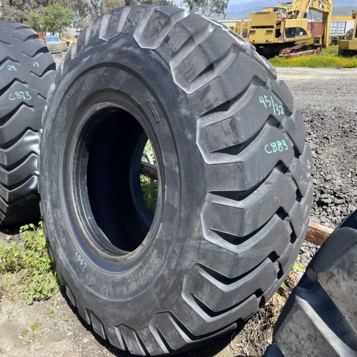 <font color='#da2127' font size ='2'><b>29.5X35 Firestone OTR Tire E-3 L-3 SRG Super Rock Grip 34-Ply </font></b><br><font size ='1' color='grey'>CONDITION: </font><font size ='2'>Used<br><font size ='1' color='grey'>TREAD DEPTH:</font><font size ='2'>  45/32nds<br><font size ='1' color='grey'>DETAILS:</font><font size ='2'> Clean<br><font size ='1' color='grey'>REF #:</font><font size ='2'> C883<br><font size ='1' color='grey'>LOCATION:</font><font size ='2'> St. Louis, MO