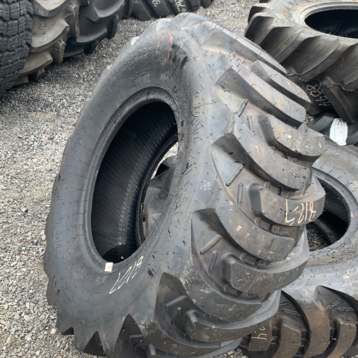 <font color='#da2127' font size ='2'><b>43X16.00X20 Galaxy OTR Tire R-4 Marathoner 4-Ply </font></b><br><font size ='1' color='grey'>CONDITION: </font><font size ='2'>New<br><font size ='1' color='grey'>TREAD DEPTH:</font><font size ='2'>  27/32nds<br><font size ='1' color='grey'>DETAILS:</font><font size ='2'> Unused<br><font size ='1' color='grey'>REF #:</font><font size ='2'> T8127<br><font size ='1' color='grey'>LOCATION:</font><font size ='2'> Columbia, SC