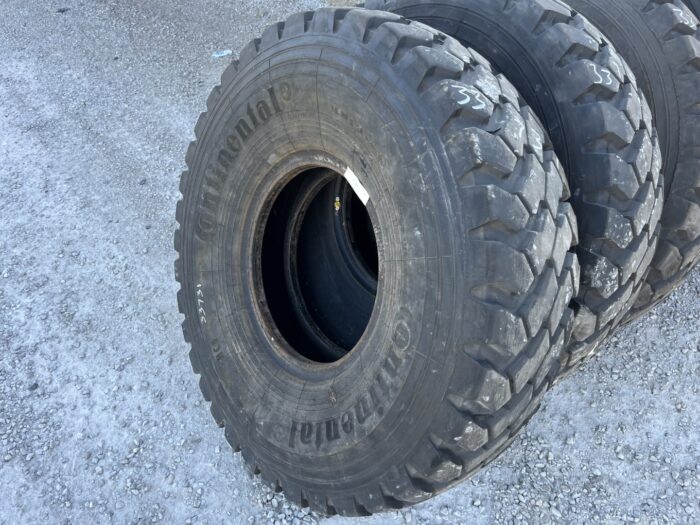 <font color='#da2127' font size ='2'><b>14.00R20 Continental OTR Tire E-2 L-2 G-2 HCS Heavy Construction Service 22-Ply </font></b><br><font size ='1' color='grey'>CONDITION: </font><font size ='2'>Used<br><font size ='1' color='grey'>TREAD DEPTH:</font><font size ='2'>  20/32nds<br><font size ='1' color='grey'>DETAILS:</font><font size ='2'> Clean, 2010<br><font size ='1' color='grey'>REF #:</font><font size ='2'> G33731<br><font size ='1' color='grey'>LOCATION:</font><font size ='2'> St. Louis, MO