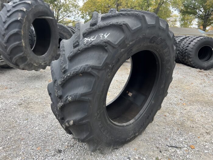 <font color='#da2127' font size ='2'><b>710/70R42 Goodyear OTR Tire R-1W Optitrac 173B </font></b><br><font size ='1' color='grey'>CONDITION: </font><font size ='2'>Used<br><font size ='1' color='grey'>TREAD DEPTH:</font><font size ='2'>  52/32nds<br><font size ='1' color='grey'>DETAILS:</font><font size ='2'> 1-Shoulder Section, Bead Spot<br><font size ='1' color='grey'>REF #:</font><font size ='2'> G34434<br><font size ='1' color='grey'>LOCATION:</font><font size ='2'> St. Louis, MO