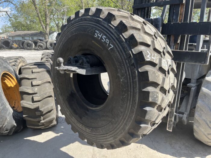 <font color='#da2127' font size ='2'><b>24R21 Bridgestone OTR Tire E-2 VGT 1-Star </font></b><br><font size ='1' color='grey'>CONDITION: </font><font size ='2'>New<br><font size ='1' color='grey'>TREAD DEPTH:</font><font size ='2'>  30/32nds<br><font size ='1' color='grey'>DETAILS:</font><font size ='2'> Clean, 2-Spots<br><font size ='1' color='grey'>REF #:</font><font size ='2'> G34597<br><font size ='1' color='grey'>LOCATION:</font><font size ='2'> St. Louis, MO