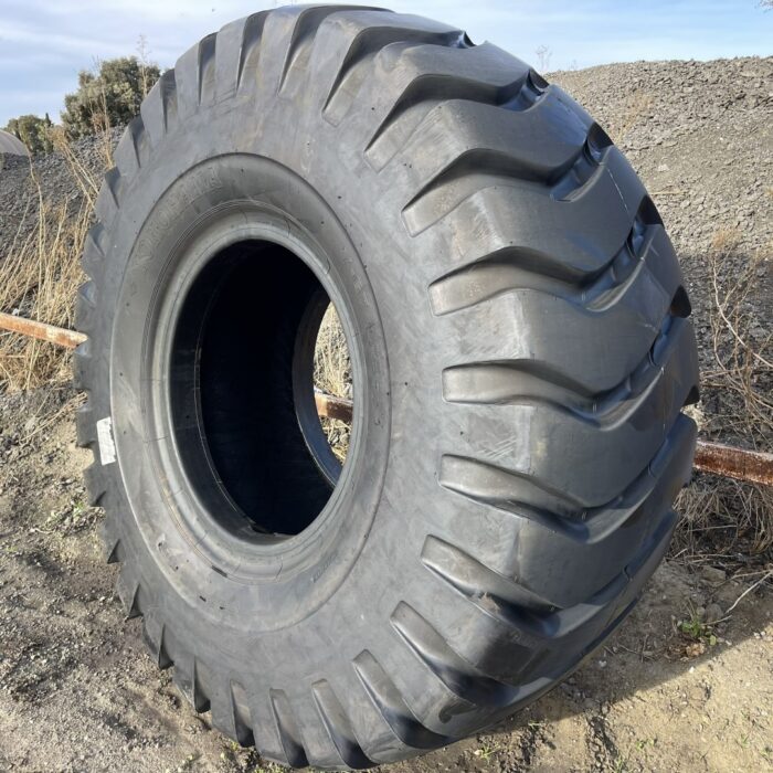 <font color='#da2127' font size ='2'><b>33.25X35 Yokohama OTR Tire E-3 L-3 G-3 IND-3 Y67 32-Ply </font></b><br><font size ='1' color='grey'>CONDITION: </font><font size ='2'>New<br><font size ='1' color='grey'>TREAD DEPTH:</font><font size ='2'>  59/32nds<br><font size ='1' color='grey'>DETAILS:</font><font size ='2'> Unused, 2023<br><font size ='1' color='grey'>REF #:</font><font size ='2'> LS002<br><font size ='1' color='grey'>LOCATION:</font><font size ='2'> Fowler, CA