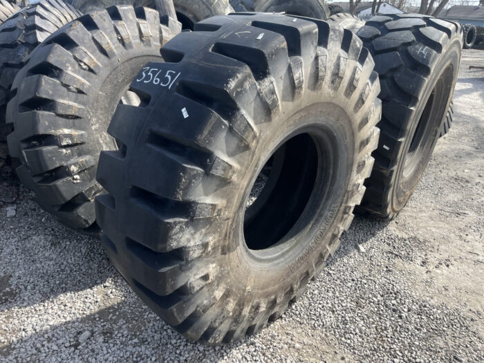 <font color='#da2127' font size ='2'><b>20.5X25 Yokohama OTR Tire L-5 Y524 20-Ply </font></b><br><font size ='1' color='grey'>CONDITION: </font><font size ='2'>New<br><font size ='1' color='grey'>TREAD DEPTH:</font><font size ='2'>  100/32nds<br><font size ='1' color='grey'>DETAILS:</font><font size ='2'> Unused<br><font size ='1' color='grey'>REF #:</font><font size ='2'> G35651<br><font size ='1' color='grey'>LOCATION:</font><font size ='2'> St. Louis, MO
