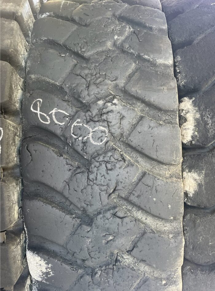 <font color='#da2127' font size ='2'><b>18.00R33 Continental OTR Tire E-4 RDT-Master 2-Star </font></b><br><font size ='1' color='grey'>CONDITION: </font><font size ='2'>Used<br><font size ='1' color='grey'>TREAD DEPTH:</font><font size ='2'>  34/32nds<br><font size ='1' color='grey'>DETAILS:</font><font size ='2'> Clean, Sidewall Spots<br><font size ='1' color='grey'>REF #:</font><font size ='2'> T8000<br><font size ='1' color='grey'>LOCATION:</font><font size ='2'> Columbia, SC