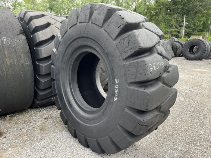 <font color='#da2127' font size ='2'><b>33.25X35 General OTR Tire L-5 LD250 32-Ply </font></b><br><font size ='1' color='grey'>CONDITION: </font><font size ='2'>Used<br><font size ='1' color='grey'>TREAD DEPTH:</font><font size ='2'>  90/32nds<br><font size ='1' color='grey'>DETAILS:</font><font size ='2'> 2-Tread Sections & 1-Shoulder Section<br><font size ='1' color='grey'>REF #:</font><font size ='2'> G28393<br><font size ='1' color='grey'>LOCATION:</font><font size ='2'> St. Louis, MO