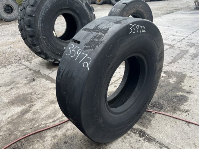 <font color='#da2127' font size ='2'><b>17.5X25 Prime-X OTR Tire L-5S Minemaster XDS 20-Ply </font></b><br><font size ='1' color='grey'>CONDITION: </font><font size ='2'>New<br><font size ='1' color='grey'>TREAD DEPTH:</font><font size ='2'>  84/32nds<br><font size ='1' color='grey'>DETAILS:</font><font size ='2'> Unused<br><font size ='1' color='grey'>REF #:</font><font size ='2'> G35972<br><font size ='1' color='grey'>LOCATION:</font><font size ='2'> St. Louis, MO