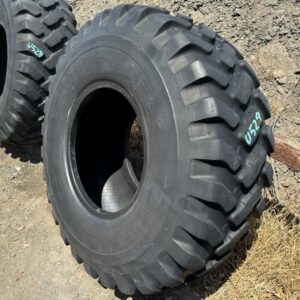 <font color='#da2127' font size ='2'><b>20.5R25 Bridgestone OTR Tire E-2 L-2 G-2 VUT 1-Star </font></b><br><font size ='1' color='grey'>CONDITION: </font><font size ='2'>Used<br><font size ='1' color='grey'>TREAD DEPTH:</font><font size ='2'>  31/32nds<br><font size ='1' color='grey'>DETAILS:</font><font size ='2'> Clean<br><font size ='1' color='grey'>REF #:</font><font size ='2'> U529<br><font size ='1' color='grey'>LOCATION:</font><font size ='2'> Louisville, MS