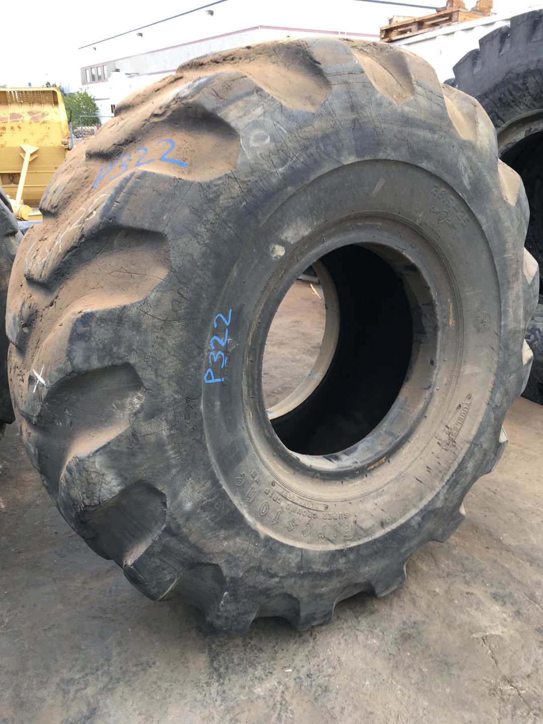 <font color='#da2127' font size ='2'><b>26.5X25 Firestone OTR Tire E-2 L-2 G-2 SGG Super Ground Grip 20-Ply </font></b><br><font size ='1' color='grey'>CONDITION: </font><font size ='2'>Used<br><font size ='1' color='grey'>TREAD DEPTH:</font><font size ='2'> 34/32nds<br><font size ='1' color='grey'>DETAILS:</font><font size ='2'> Clean, Old<br><font size ='1' color='grey'>REF #:</font><font size ='2'> P322<br><font size ='1' color='grey'>LOCATION:</font><font size ='2'> San Jacinto, CA