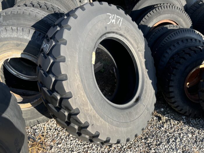 <font color='#da2127' font size ='2'><b>17.5R25 Michelin OTR Tire E-3 L-3 XHA 1-Star </font></b><br><font size ='1' color='grey'>CONDITION: </font><font size ='2'>Used<br><font size ='1' color='grey'>TREAD DEPTH:</font><font size ='2'>  28/32nds<br><font size ='1' color='grey'>DETAILS:</font><font size ='2'> Clean, Weathered Tread<br><font size ='1' color='grey'>REF #:</font><font size ='2'> G36171<br><font size ='1' color='grey'>LOCATION:</font><font size ='2'> St. Louis, MO