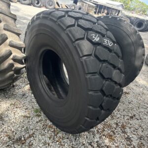 <font color='#da2127' font size ='2'><b>20.5R25 Yokohama OTR Tire E-3 L-3 RB31 2-Star </font></b><br><font size ='1' color='grey'>CONDITION: </font><font size ='2'>Used<br><font size ='1' color='grey'>TREAD DEPTH:</font><font size ='2'>  38/32nds<br><font size ='1' color='grey'>DETAILS:</font><font size ='2'> Clean, Sidewall Spots<br><font size ='1' color='grey'>REF #:</font><font size ='2'> G36330<br><font size ='1' color='grey'>LOCATION:</font><font size ='2'> St. Louis, MO