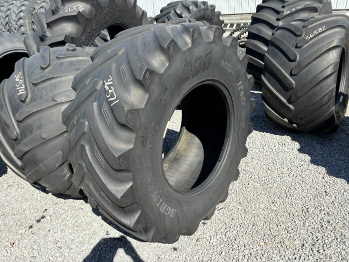 <font color='#da2127' font size ='2'><b>600/70R30 BKT OTR Tire R-1W  Agrimax SIRIO 165D </font></b><br><font size ='1' color='grey'>CONDITION: </font><font size ='2'>Used<br><font size ='1' color='grey'>TREAD DEPTH:</font><font size ='2'>  21/32nds<br><font size ='1' color='grey'>DETAILS:</font><font size ='2'> Clean<br><font size ='1' color='grey'>REF #:</font><font size ='2'> G36371<br><font size ='1' color='grey'>LOCATION:</font><font size ='2'> St. Louis, MO