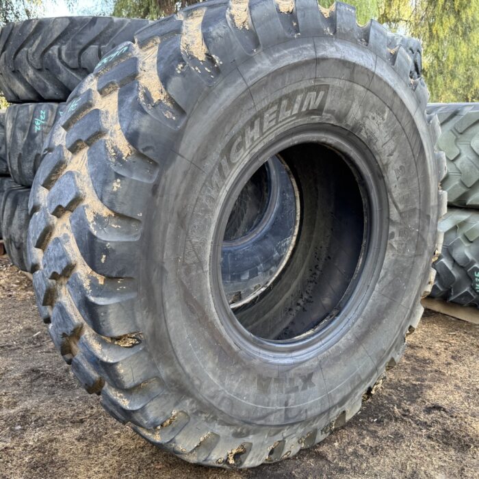 <font color='#da2127' font size ='2'><b>20.5R25 Michelin OTR Tire L-2 G-2 XTLA 1-Star </font></b><br><font size ='1' color='grey'>CONDITION: </font><font size ='2'>Used<br><font size ='1' color='grey'>TREAD DEPTH:</font><font size ='2'>  34/32nds<br><font size ='1' color='grey'>DETAILS:</font><font size ='2'> Clean<br><font size ='1' color='grey'>REF #:</font><font size ='2'> U638<br><font size ='1' color='grey'>LOCATION:</font><font size ='2'> Yakima, WA